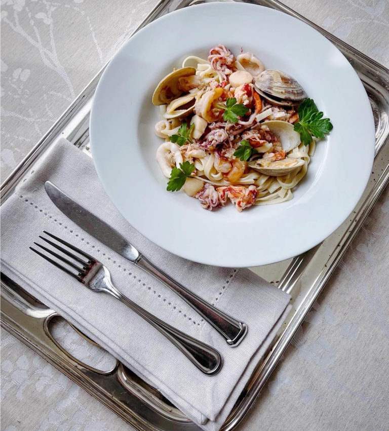 seafood pasta recipe image